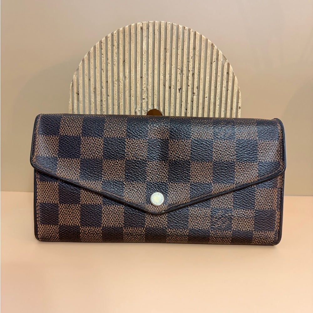 Louis Vuitton Damiet Ebene Wallet